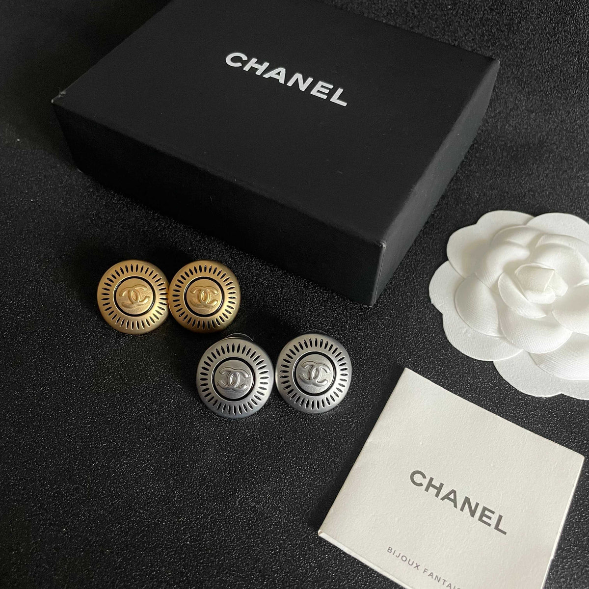 Double-C Emblem Stud Earrings in Polished Metal-Tone – Design 100 side detail