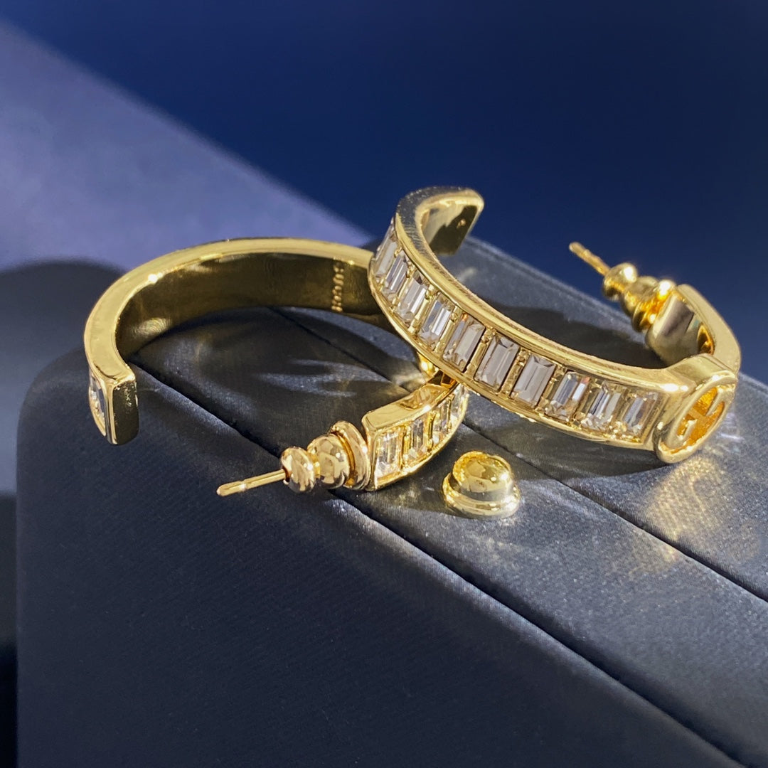 Double-G Emblem Statement Earrings in Gold-Tone – Design 002 detail view