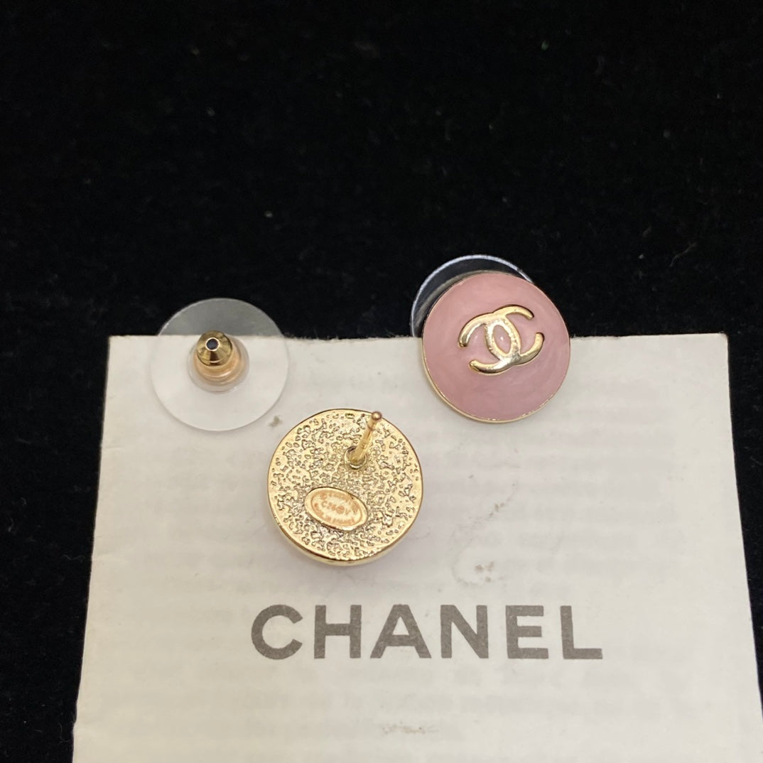 Round Stud Earrings in Polished Metal-Tone – Pink Detail styled product view