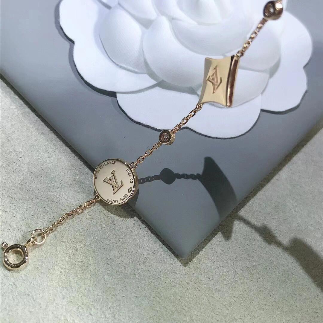 Geometric Emblem Bracelet in Polished Metal-Tone – Design 013 side detail