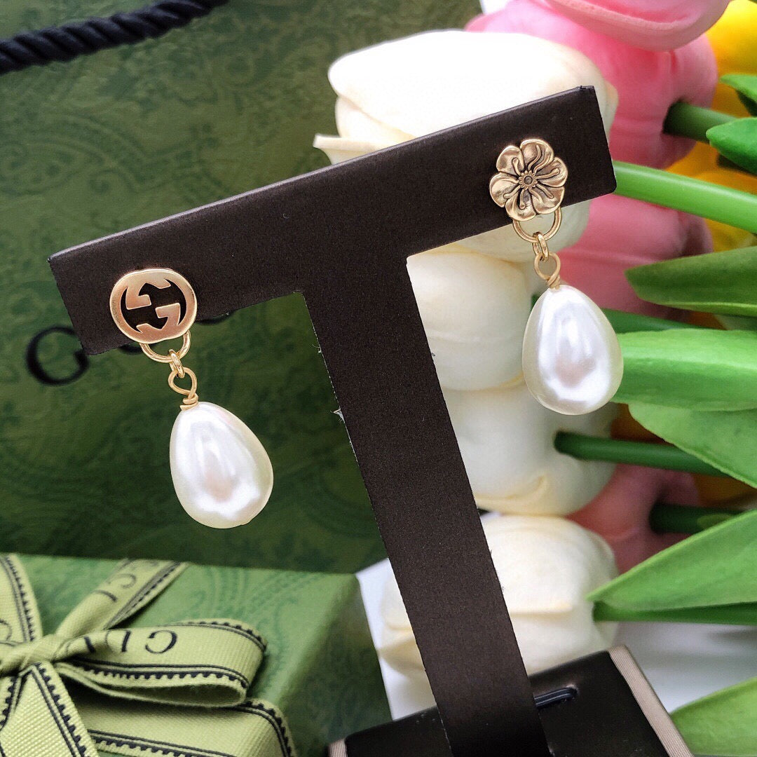 Double-G Emblem Statement Earrings in Polished Metal-Tone – Design 002 styled product view