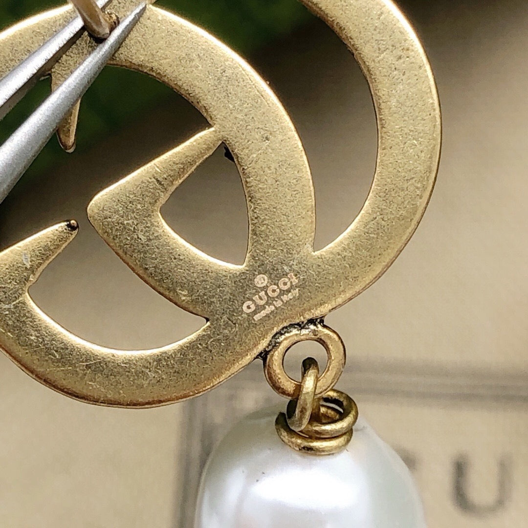 Geometric Emblem Stud Earrings in Polished Metal-Tone – Vintage Detail styled product view