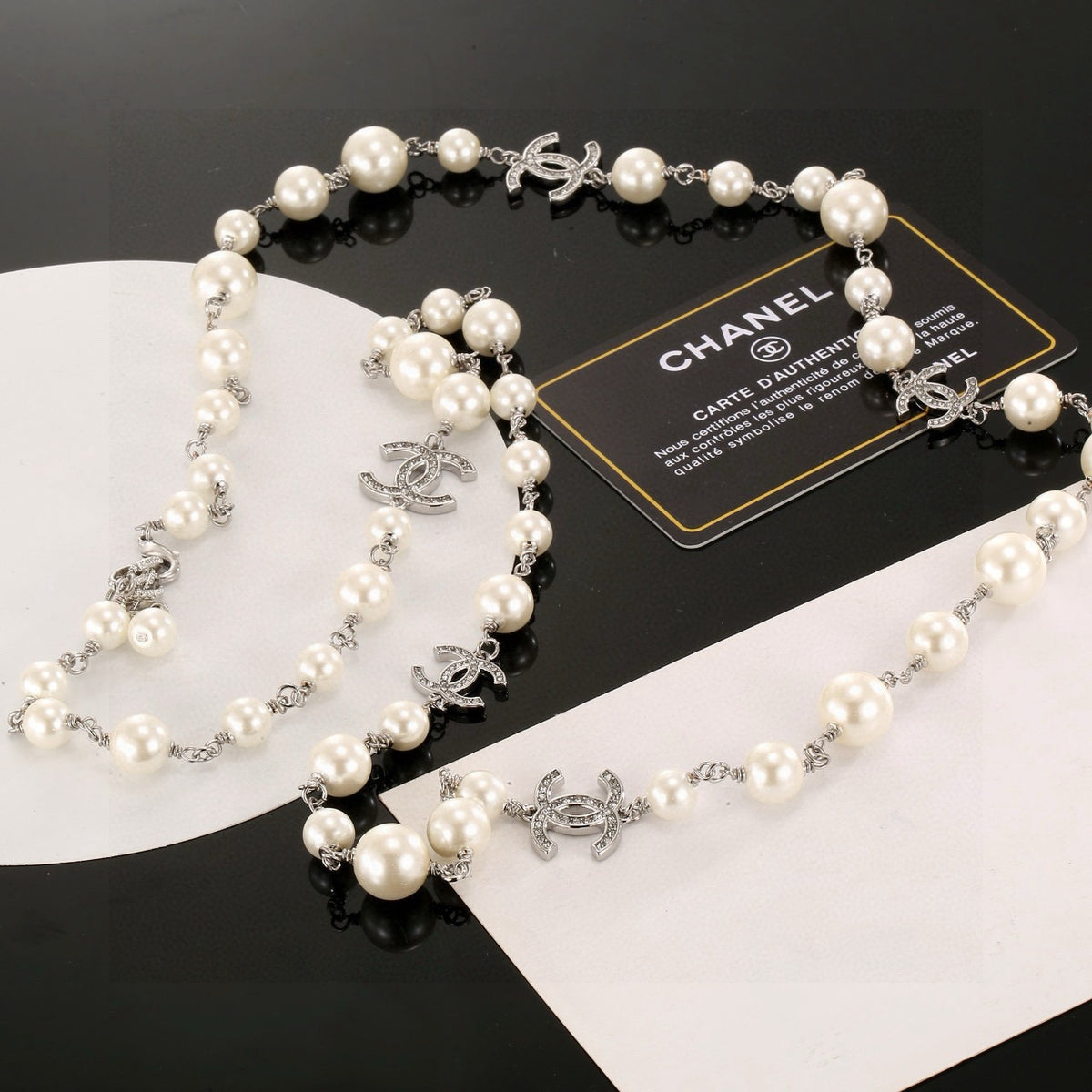 Pearl Pearl-Detail Pendant Necklace – Pearl Detail – Design 059 styled product view