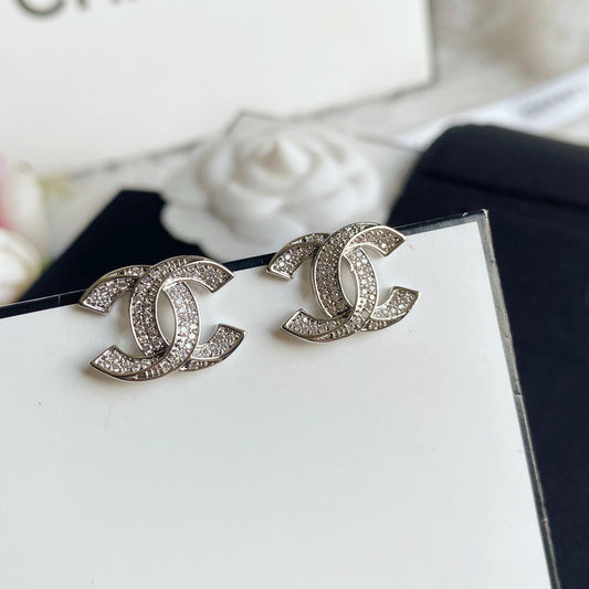 Letter Pearl-Detail Stud Earrings – Pearl Detail – Design 007 main product view