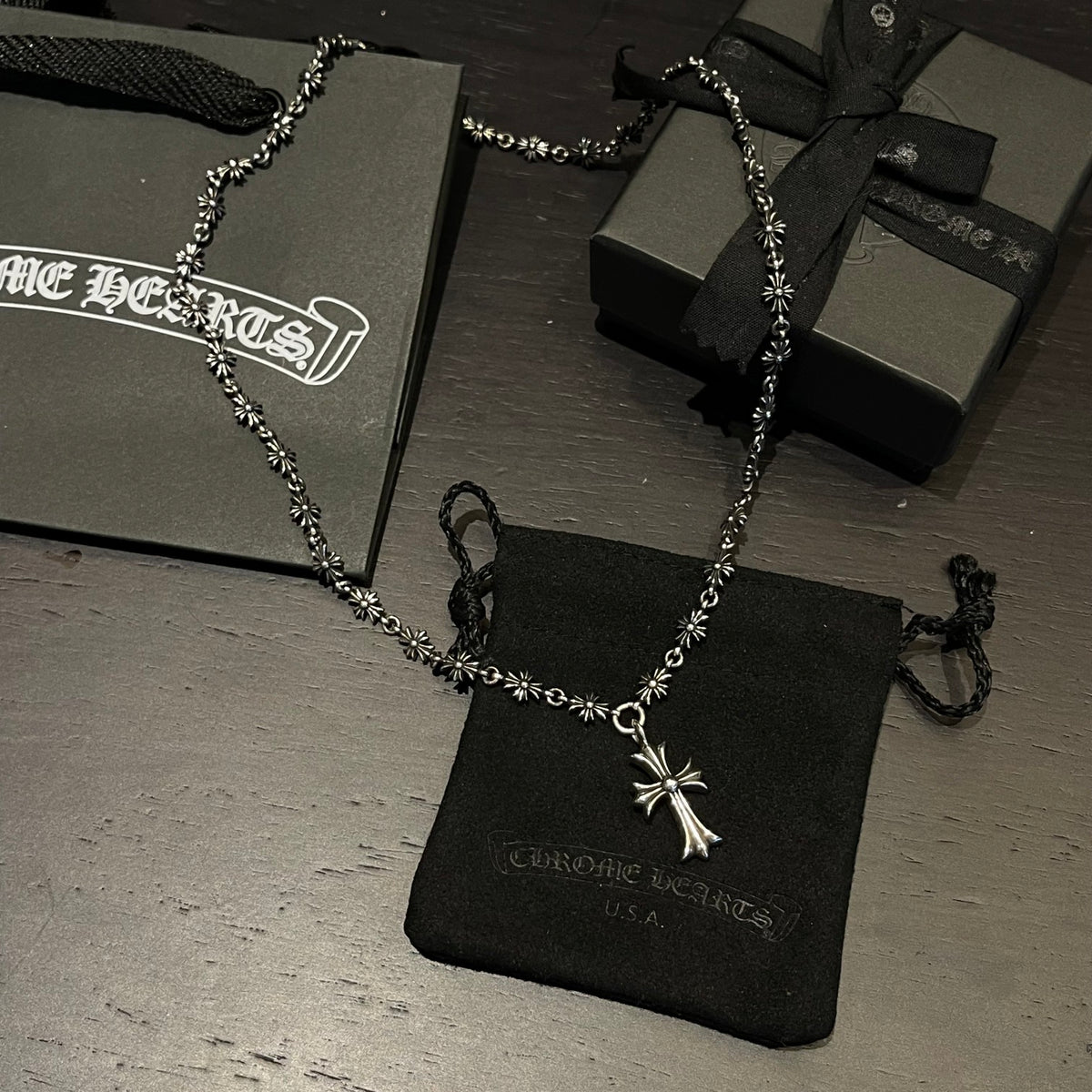 Cross Pendant Necklace in Antique Silver-Tone – Design 16 side detail