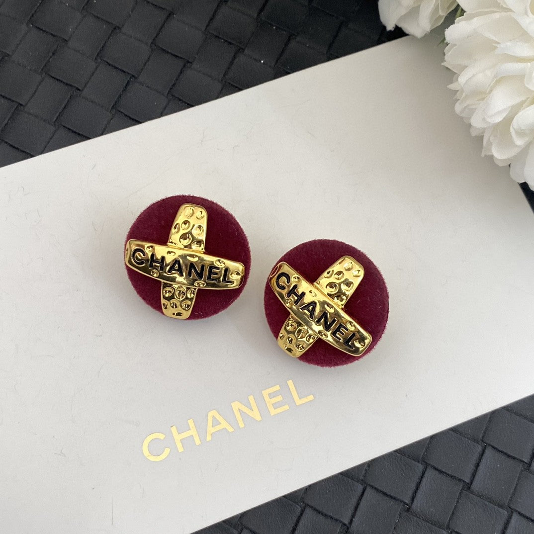 Letter Stud Earrings in Polished Metal-Tone – Red Detail front product view