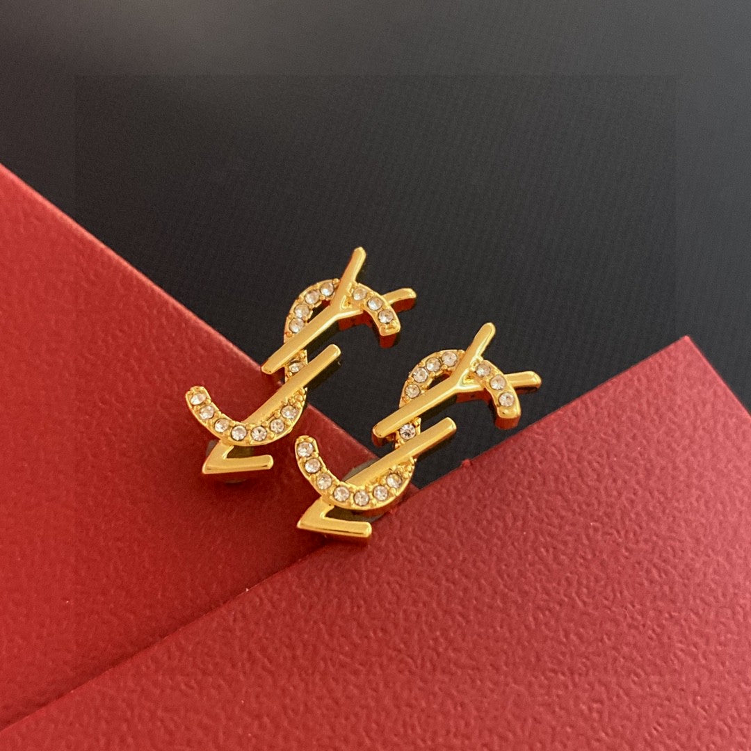 Geometric Emblem Statement Earrings in Gold-Tone – Vintage Detail side detail