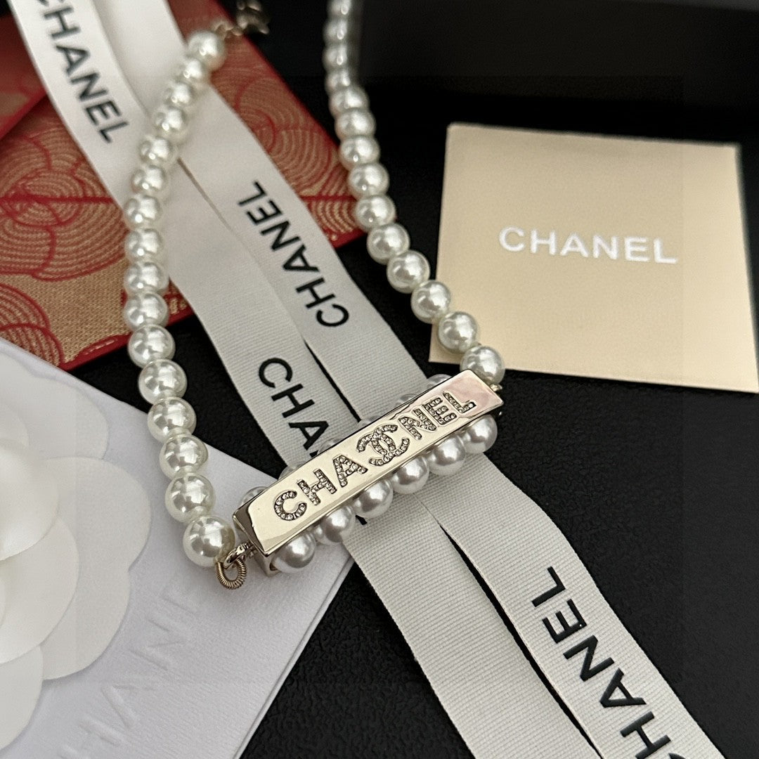 Letter Pendant Necklace in Polished Metal-Tone – Design 020 front product view