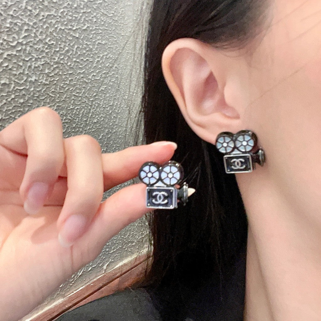 Double-C Emblem Stud Earrings in Black-Tone – Black Detail – Design 003 main product view
