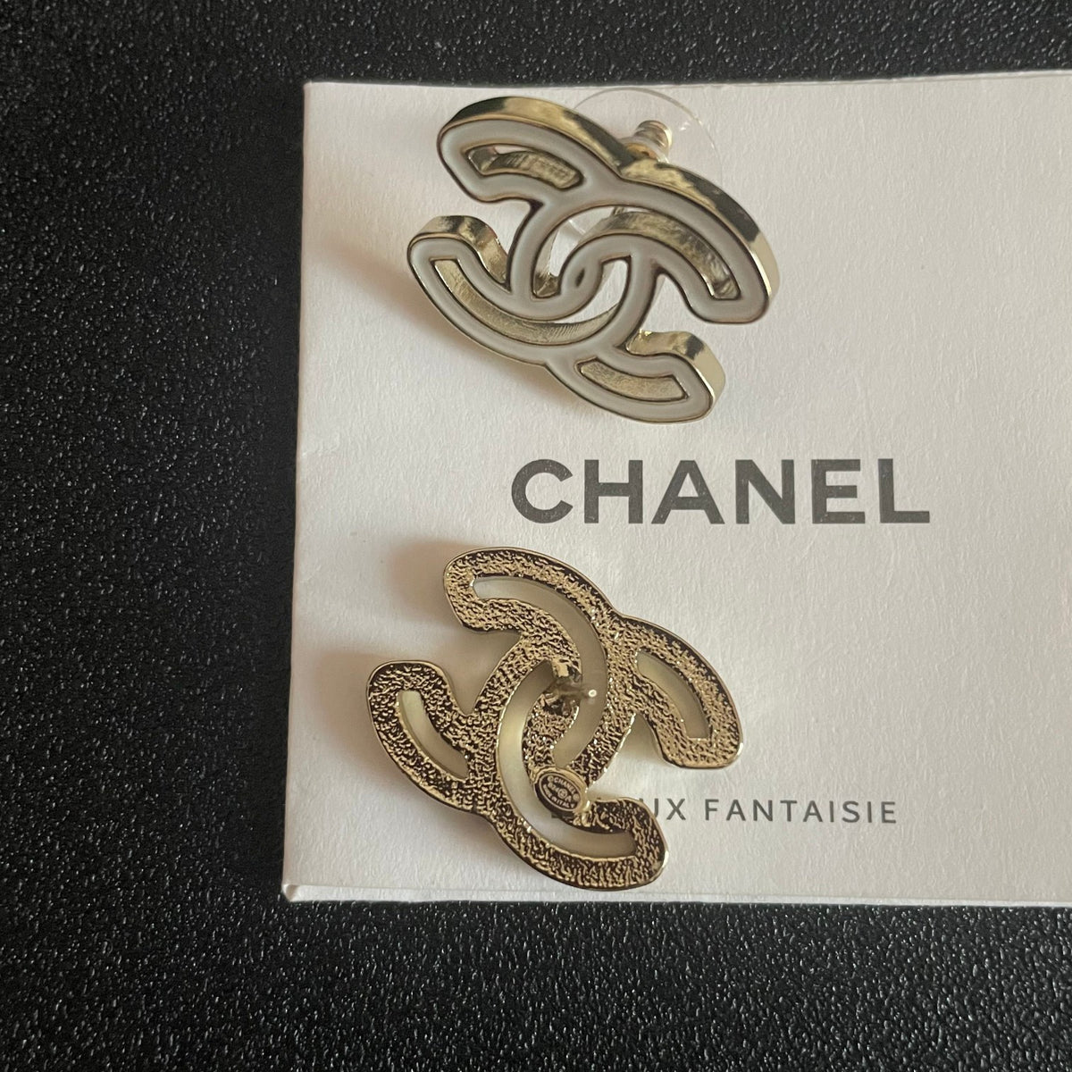 Double-C Emblem Stud Earrings in Polished Metal-Tone – Design 377 main product view