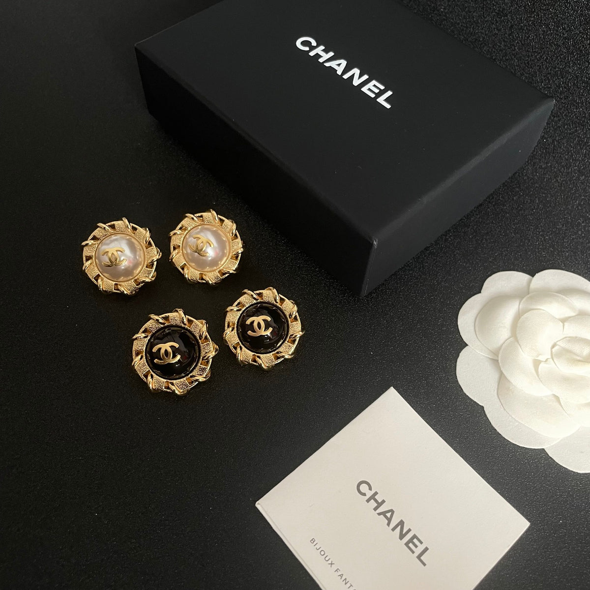 Double-C Emblem Stud Earrings in Polished Metal-Tone – Design 376 close-up detail