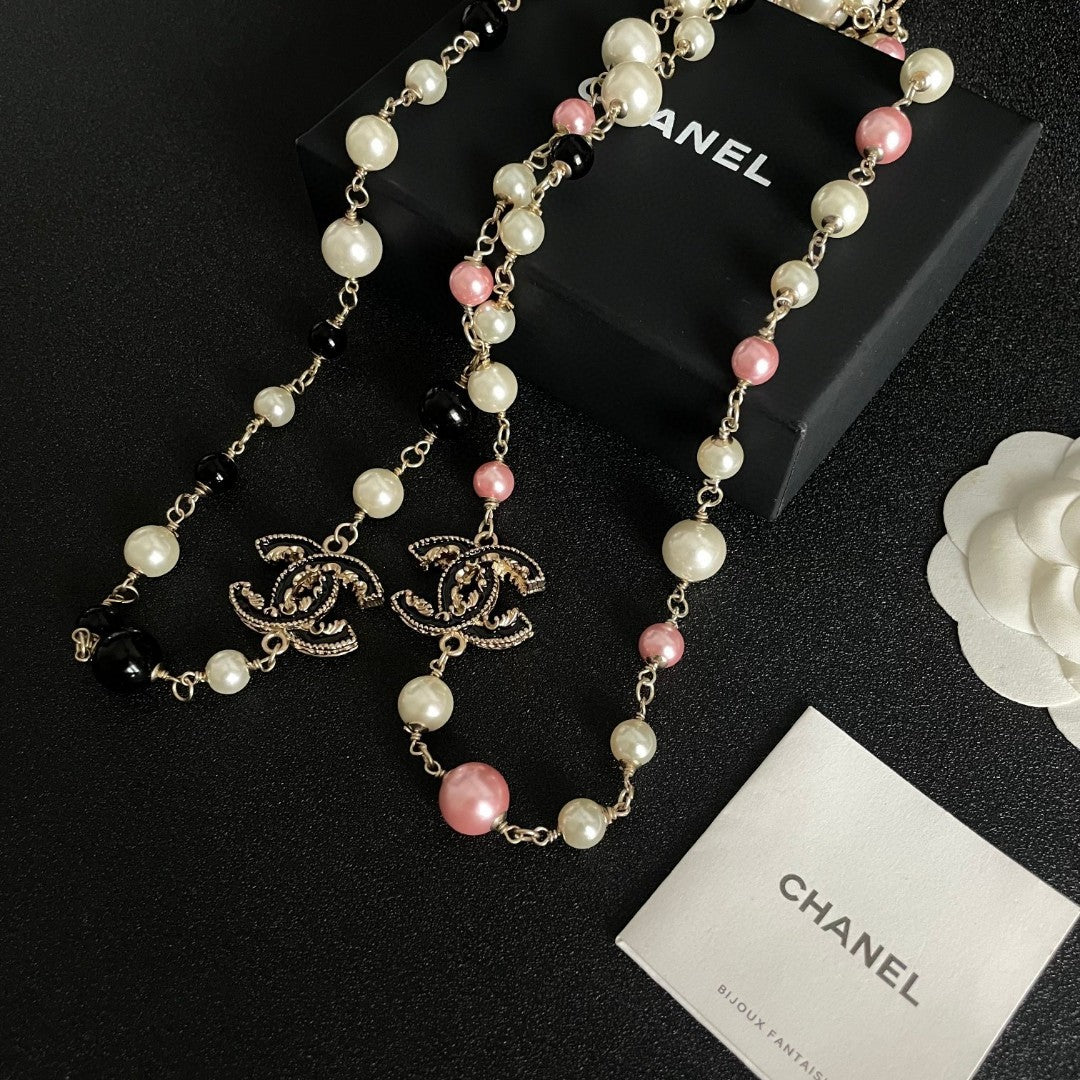 Double-C Emblem Pearl-Detail Pendant Necklace – Pearl Detail – Design 117 side detail