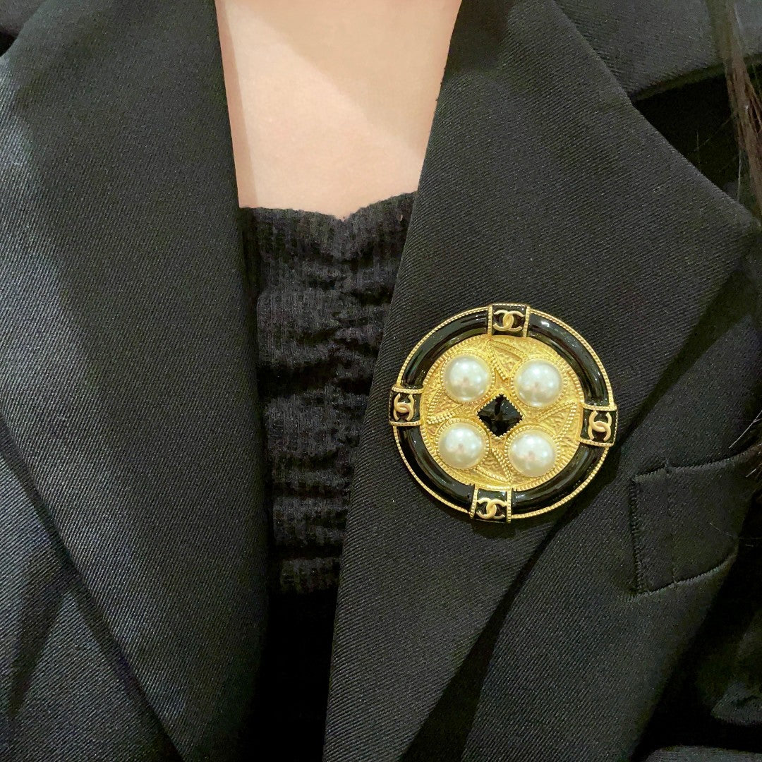 Double-C Emblem Brooch in Polished Metal-Tone – Pearl Detail – Design 010 front product view