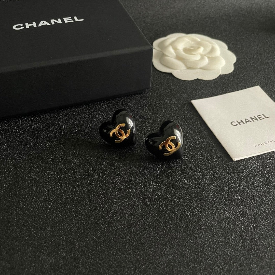 Double-C Emblem Stud Earrings in Polished Metal-Tone – Heart Detail – Design 014 styled product view