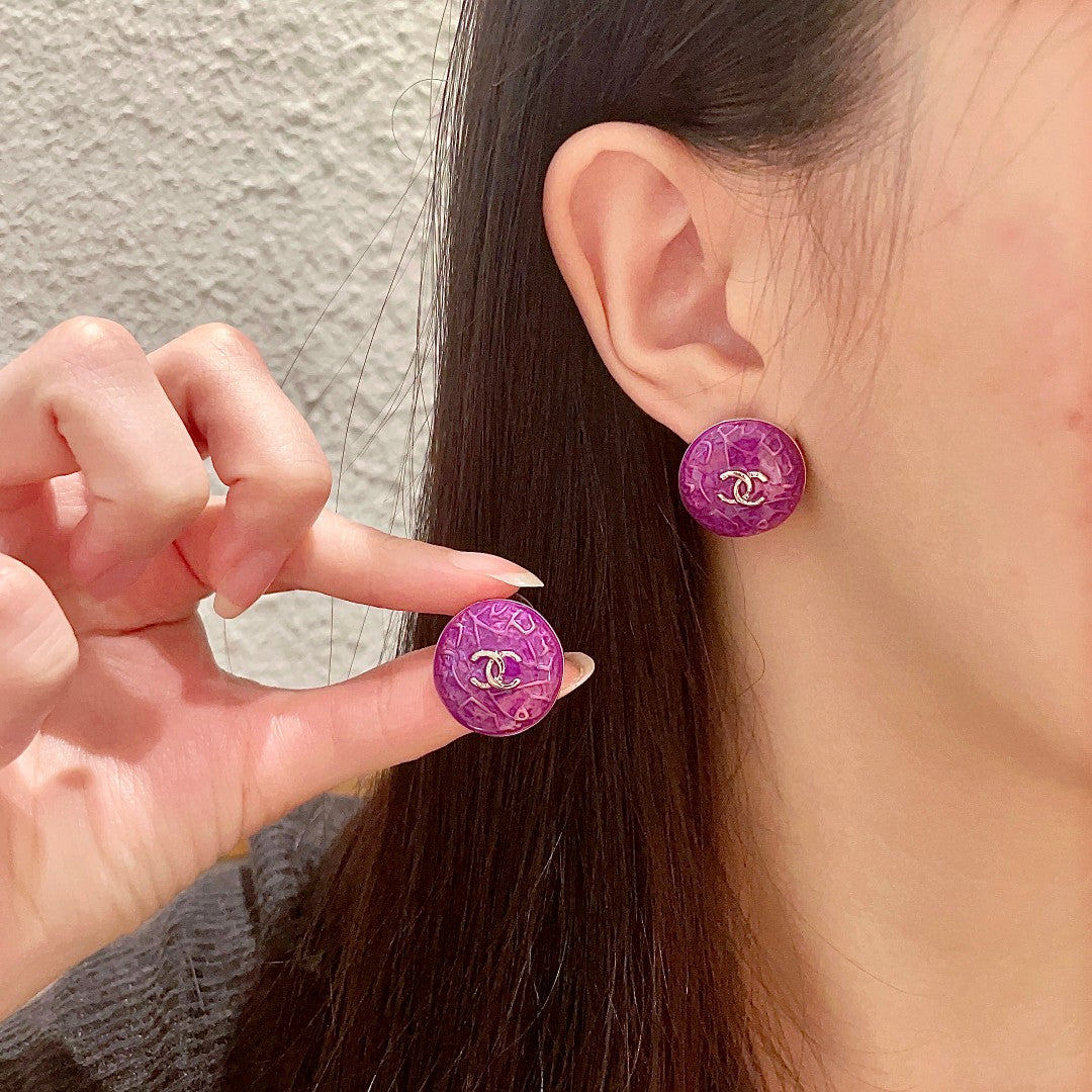 Double-C Emblem Stud Earrings in Polished Metal-Tone – Design 361 main product view