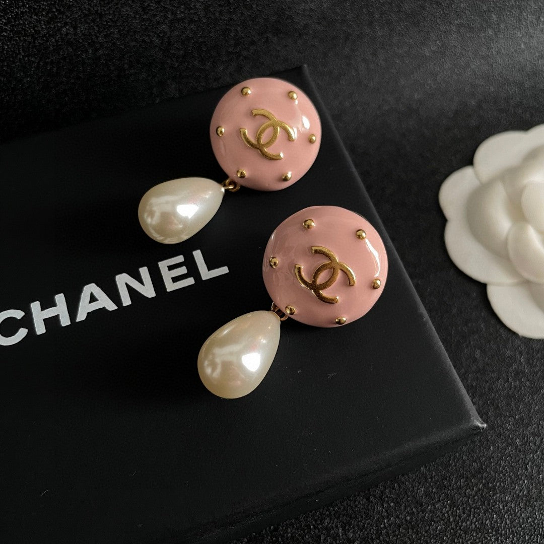 Double-C Emblem Pearl-Detail Statement Earrings – Pearl Detail – Design 027 detail view