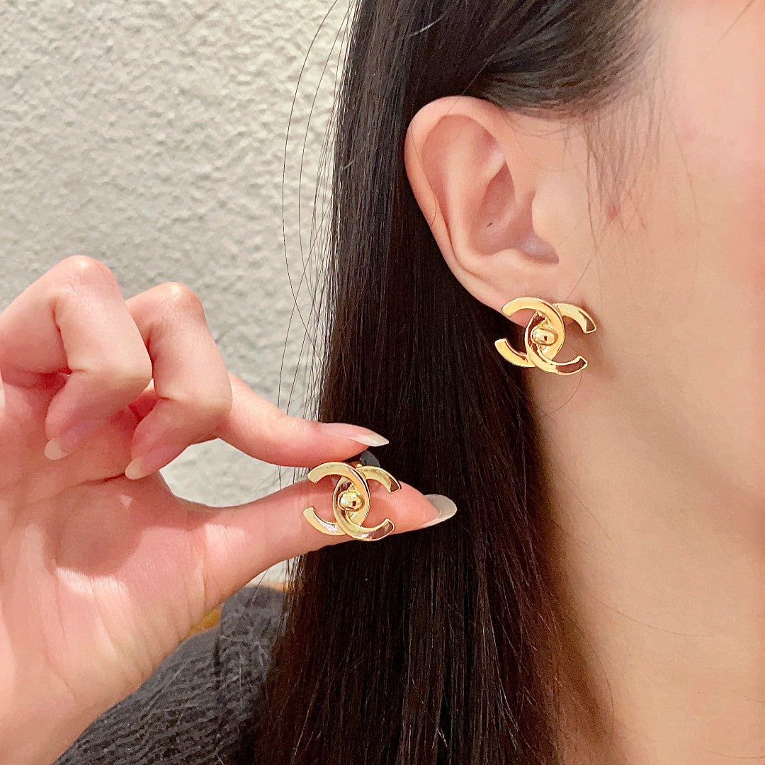 Double-C Emblem Stud Earrings in Polished Metal-Tone – Design 349 main product view