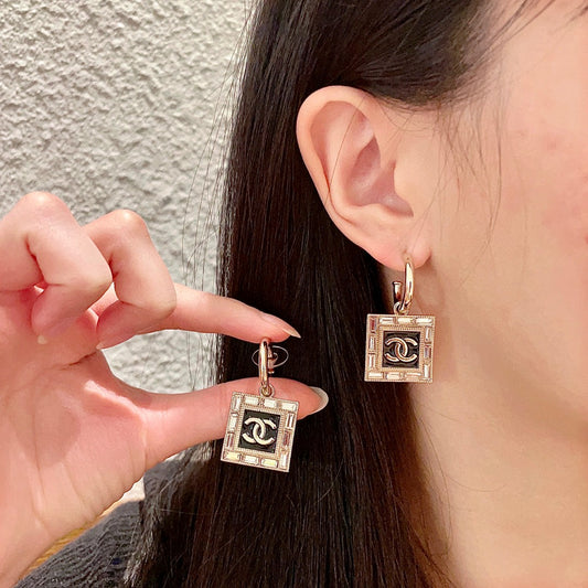 Double-C Emblem Statement Earrings in Polished Metal-Tone – Design 047 main product view