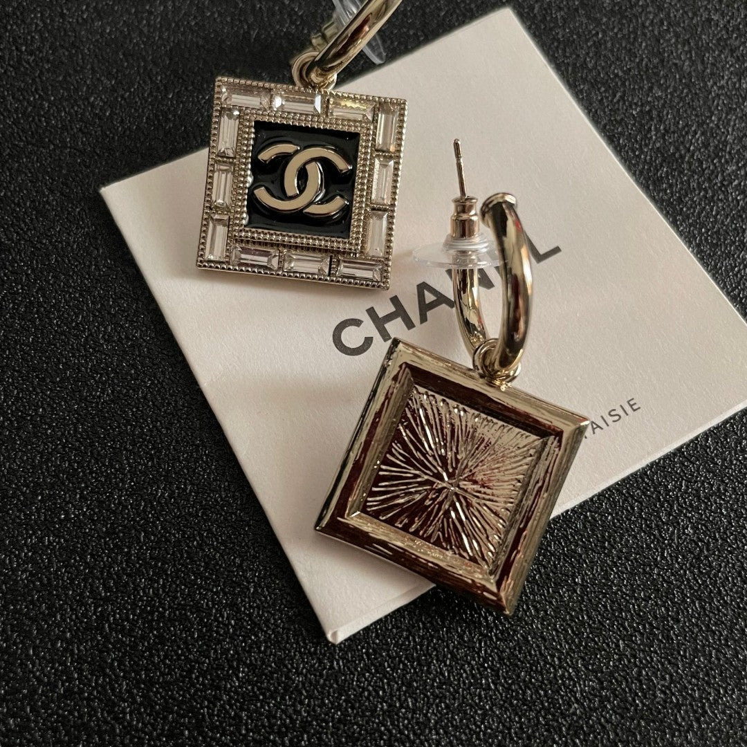 Double-C Emblem Statement Earrings in Polished Metal-Tone – Design 047 main product view