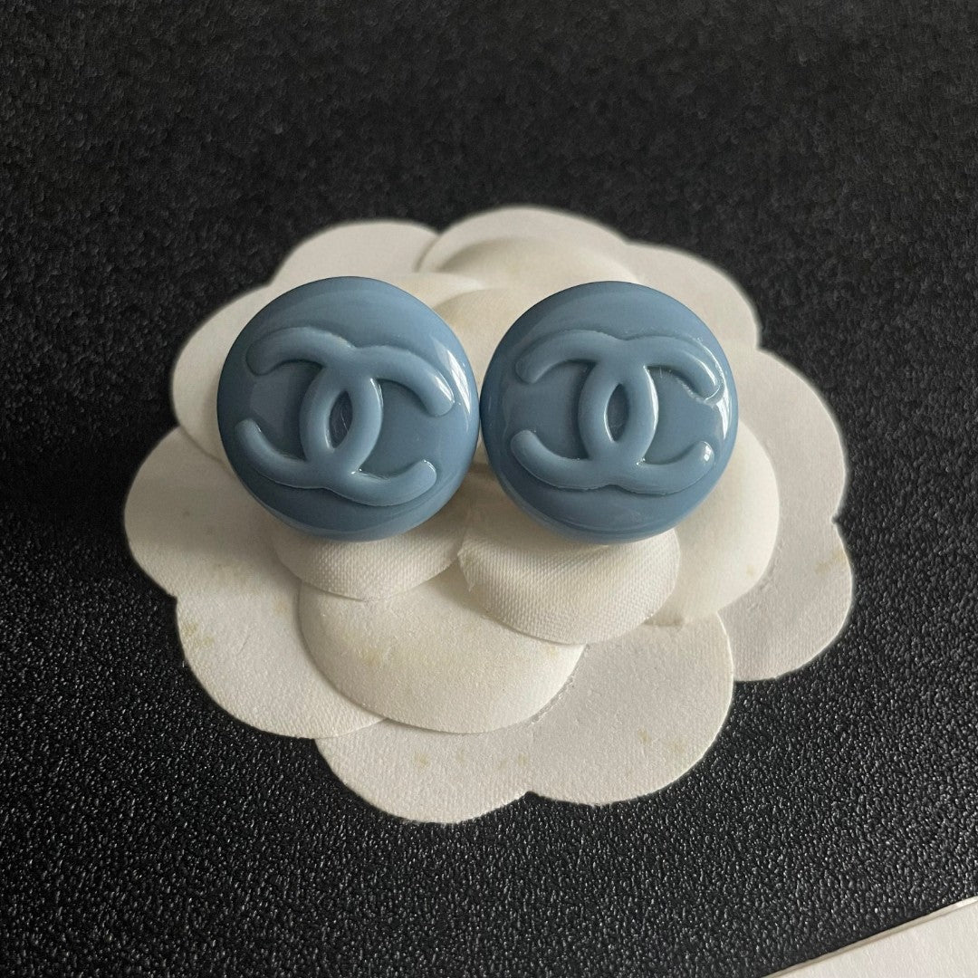 Double-C Emblem Stud Earrings in Polished Metal-Tone – Design 321 front product view