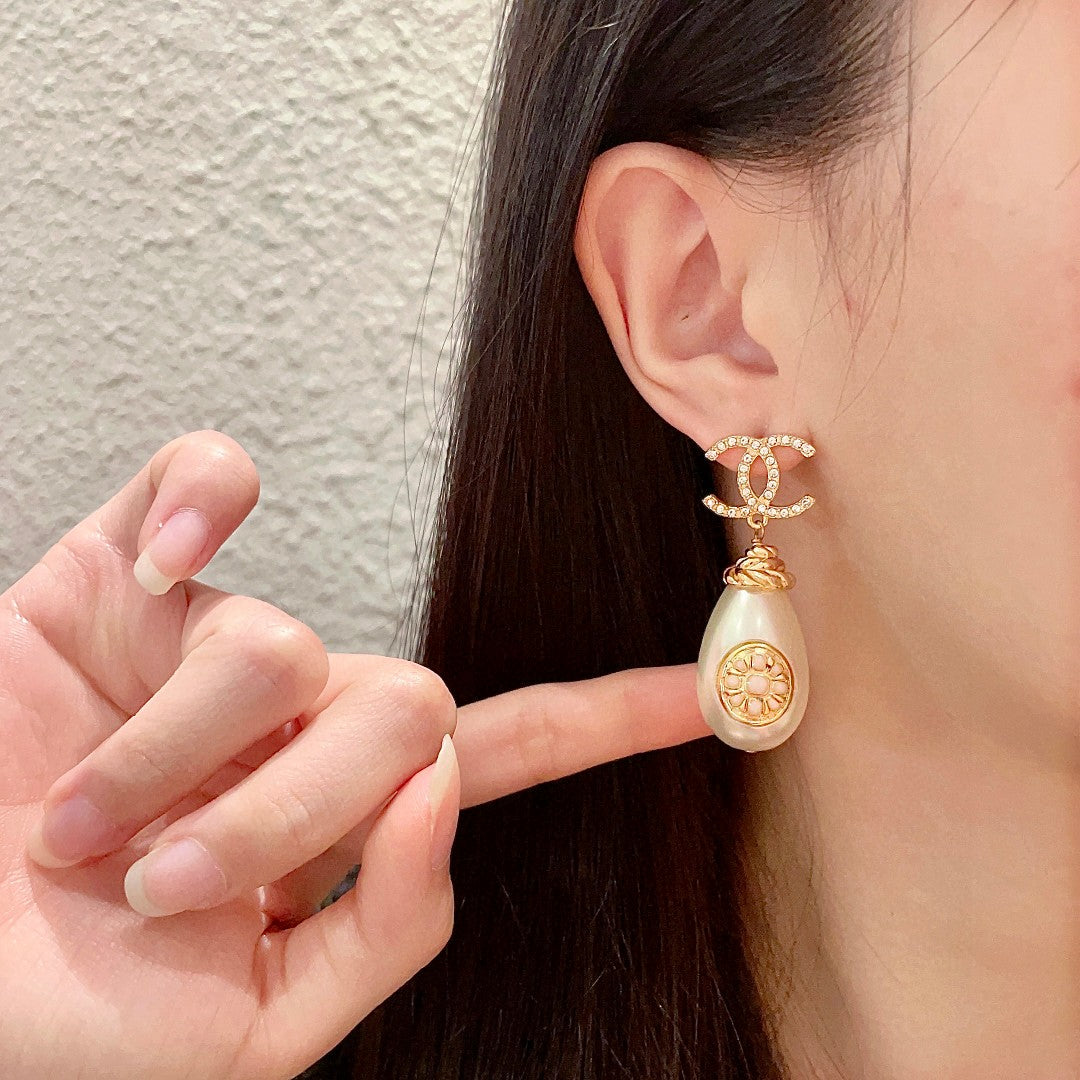 Double-C Emblem Pearl-Detail Statement Earrings – Pearl Detail – Design 023 front product view