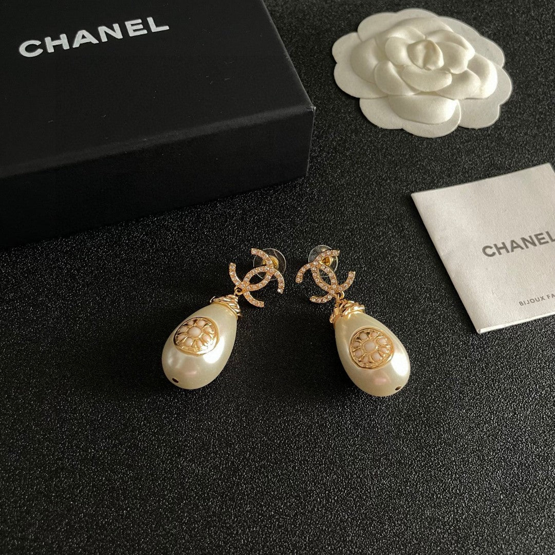 Double-C Emblem Pearl-Detail Statement Earrings – Pearl Detail – Design 023 styled product view