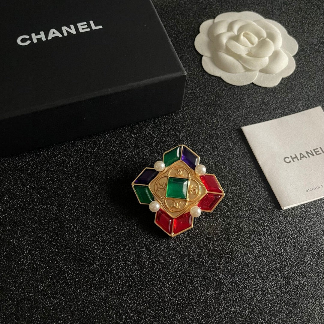 Double-C Emblem Brooch in Polished Metal-Tone – Design 049 styled product view