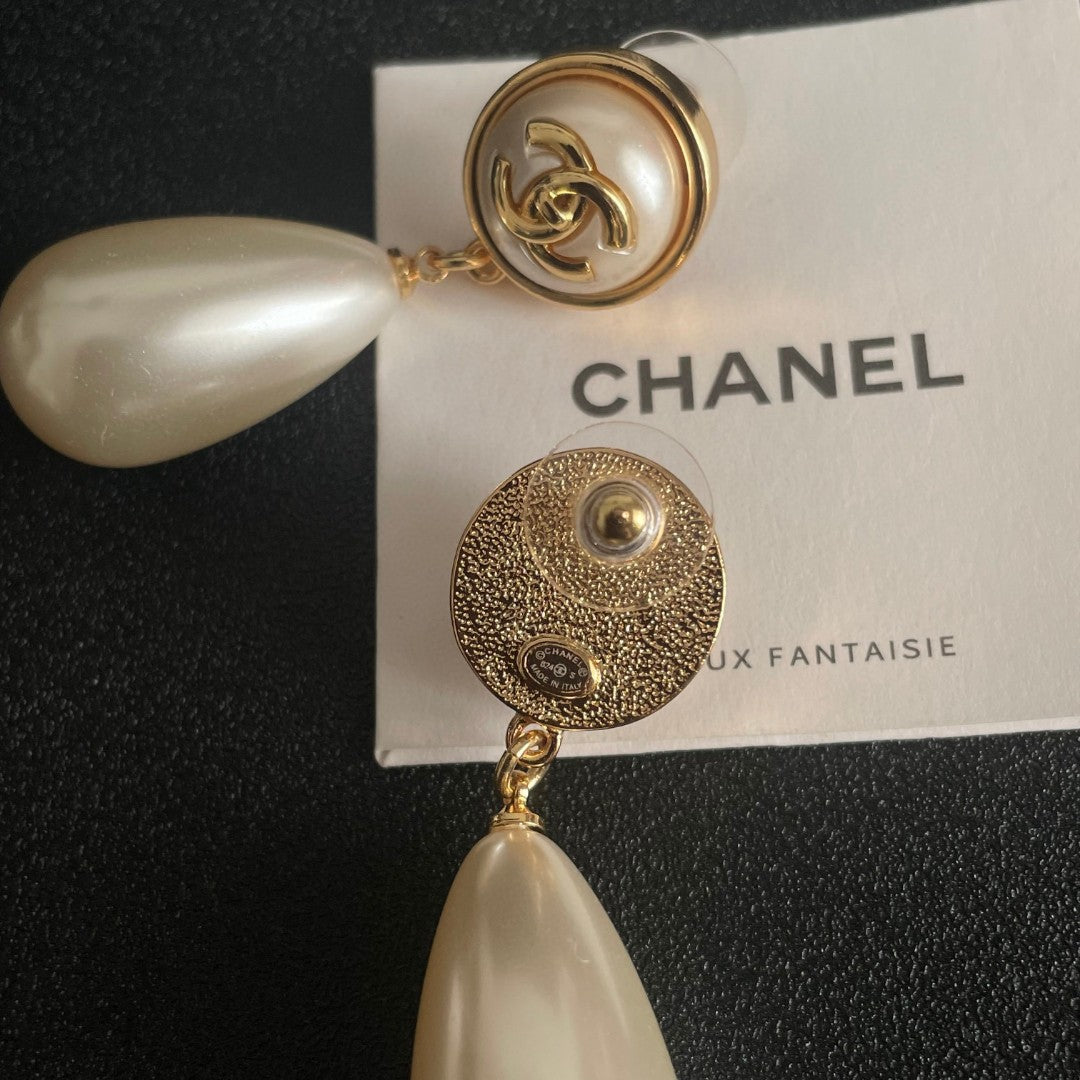 Double-C Emblem Pearl-Detail Statement Earrings – Pearl Detail – Design 021 front product view