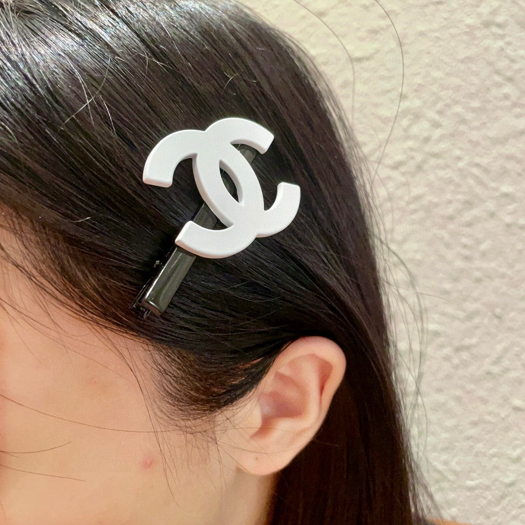 Double-C Emblem Hair Clip – Design 022 front product view