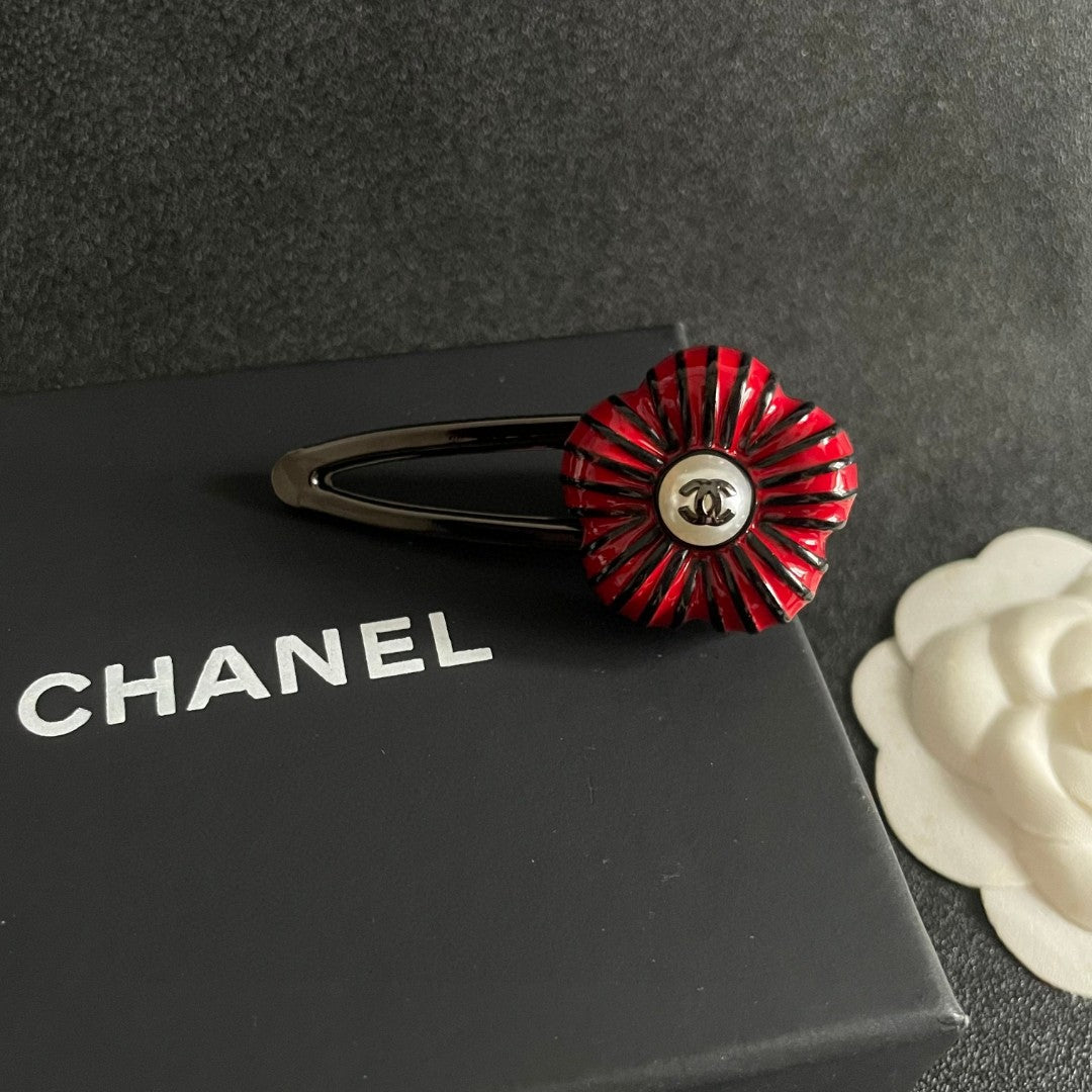 Camellia Hair Clip – Camellia Detail – Design 004 detail view