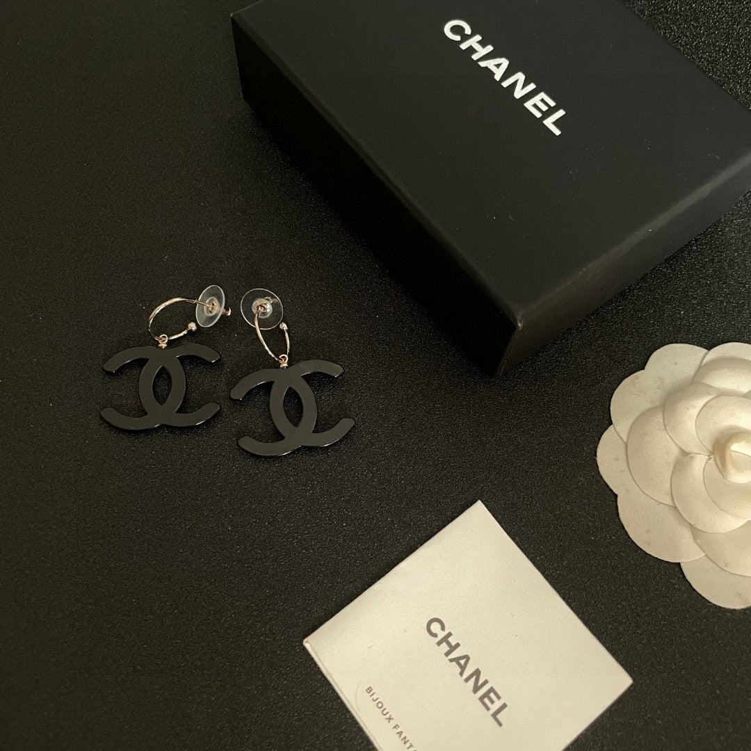 Double-C Emblem Statement Earrings in Polished Metal-Tone – Design 042 close-up detail