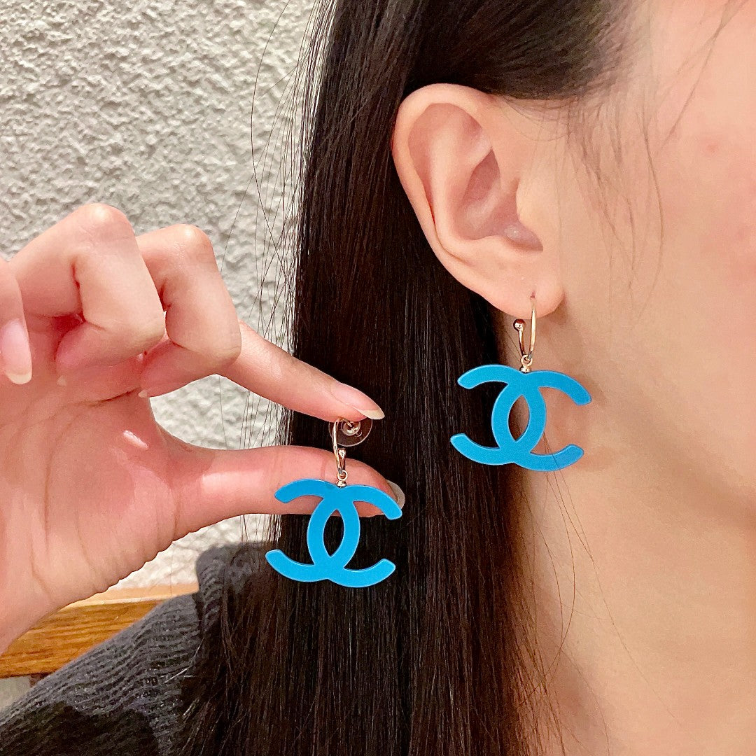 Double-C Emblem Statement Earrings in Polished Metal-Tone – Design 041 main product view