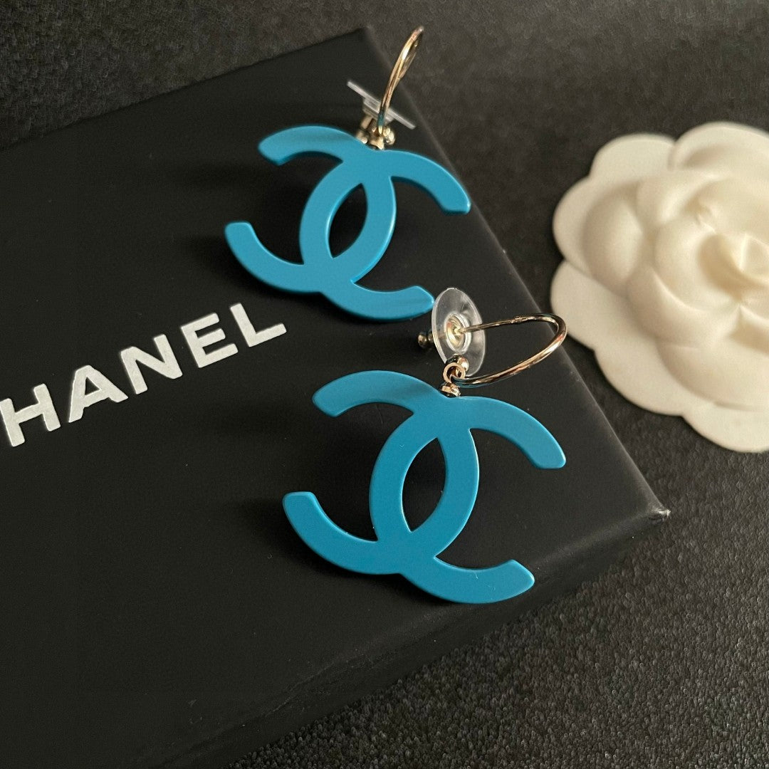 Double-C Emblem Statement Earrings in Polished Metal-Tone – Design 041 detail view