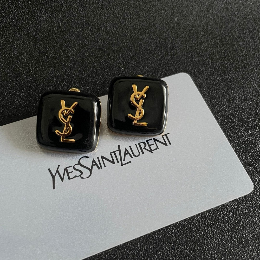 Letter Emblem Stud Earrings in Polished Metal-Tone – Square Detail front product view