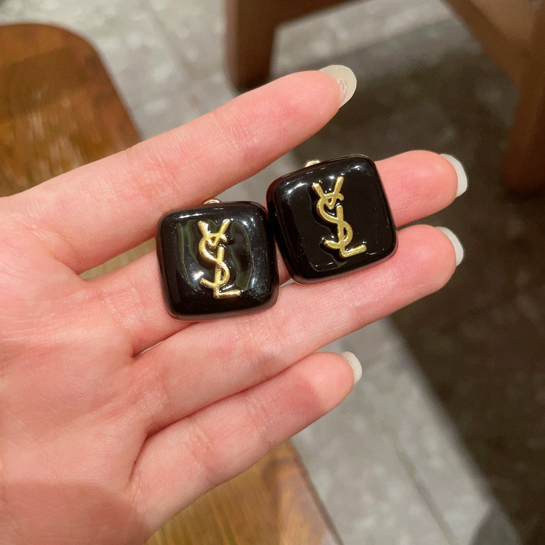 Letter Emblem Stud Earrings in Polished Metal-Tone – Square Detail side detail