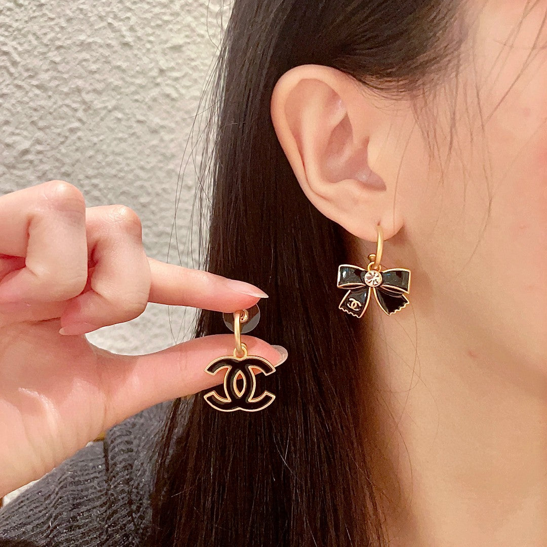 Double-C Emblem Statement Earrings in Polished Metal-Tone – Design 033 main product view