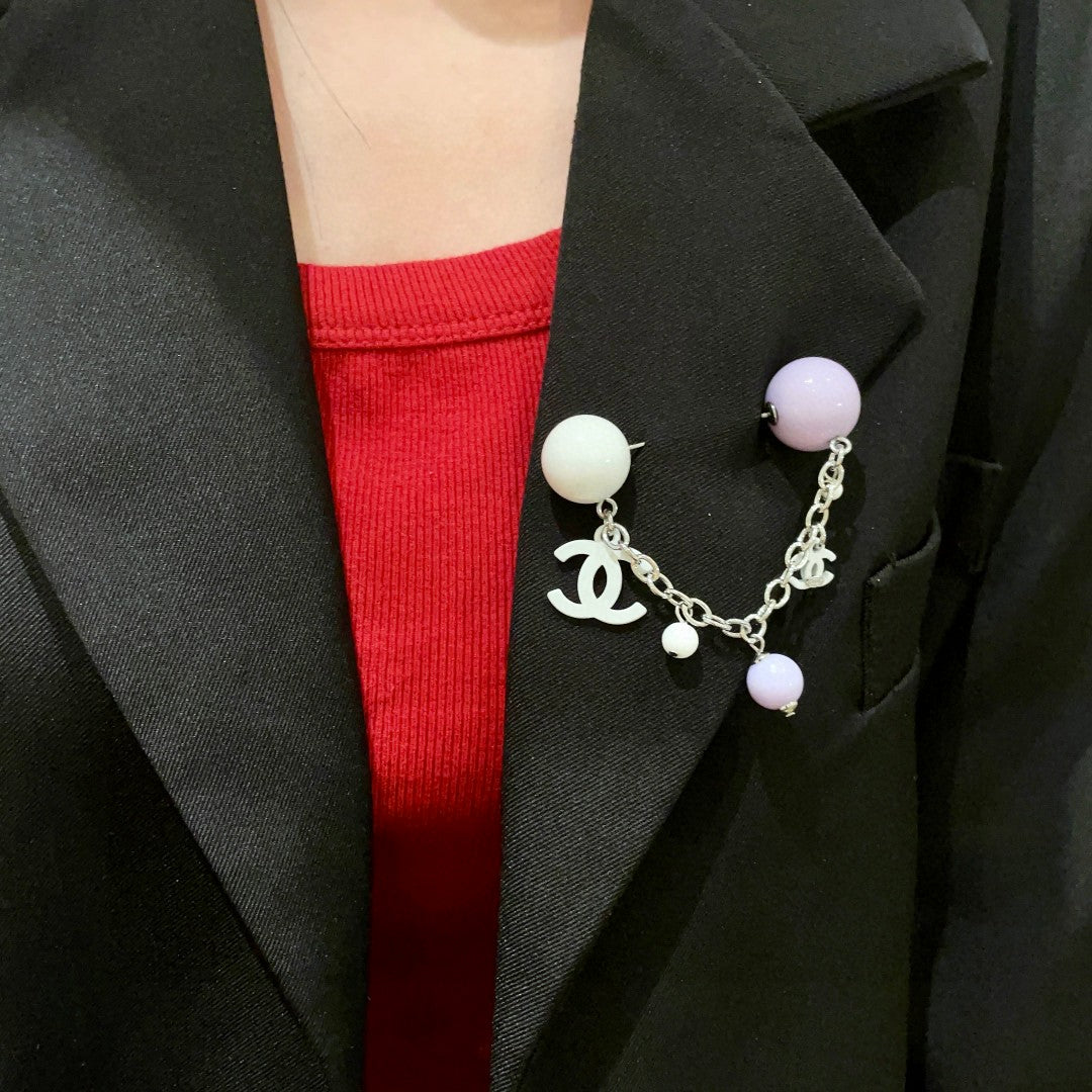 Signature Emblem Brooch in Polished Metal-Tone – Design 024 front product view