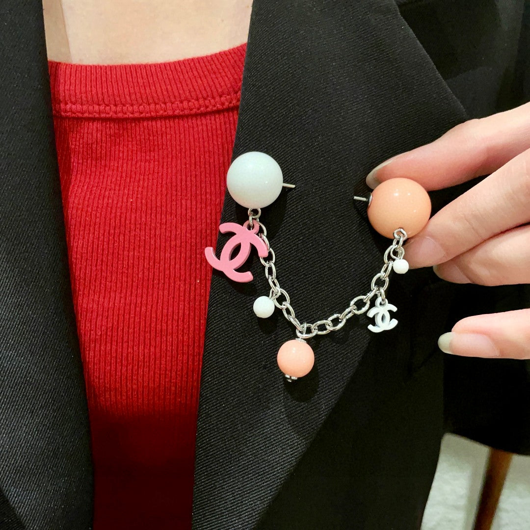 Signature Emblem Brooch in Polished Metal-Tone – Design 023 front product view