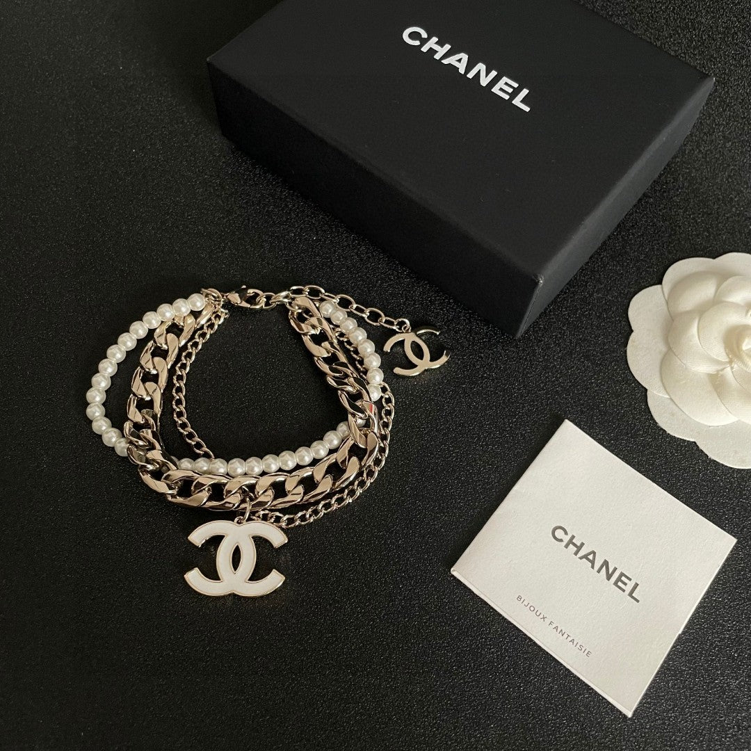 Double-C Emblem Bracelet in Polished Metal-Tone – Design 006 side detail