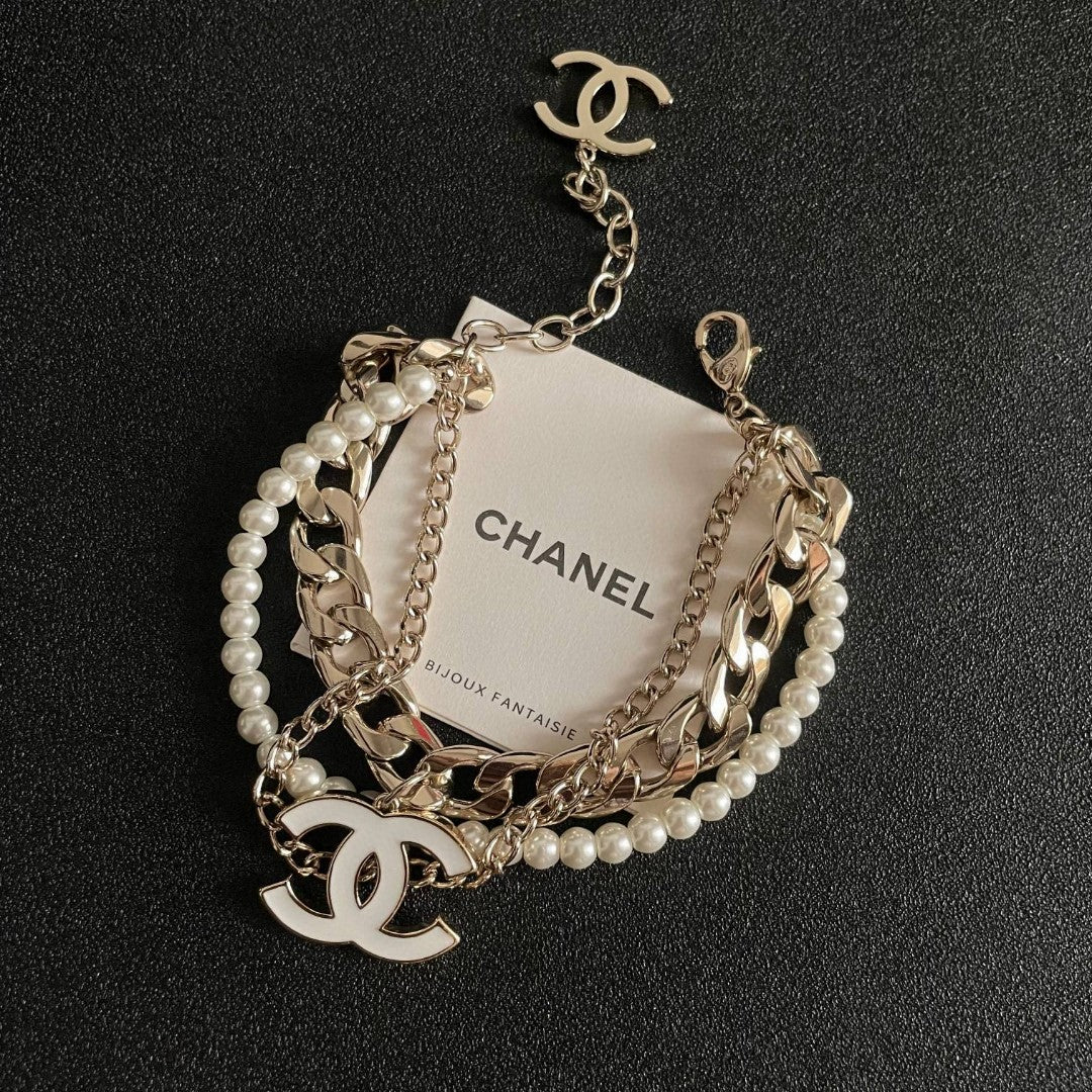 Double-C Emblem Bracelet in Polished Metal-Tone – Design 006 main product view
