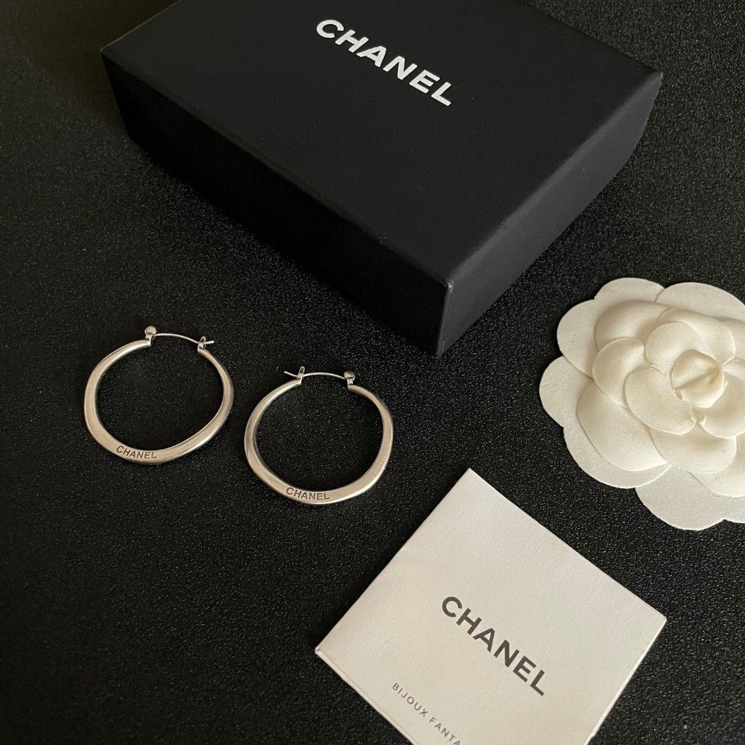 Letter Statement Earrings in Polished Metal-Tone – Design 002 close-up detail
