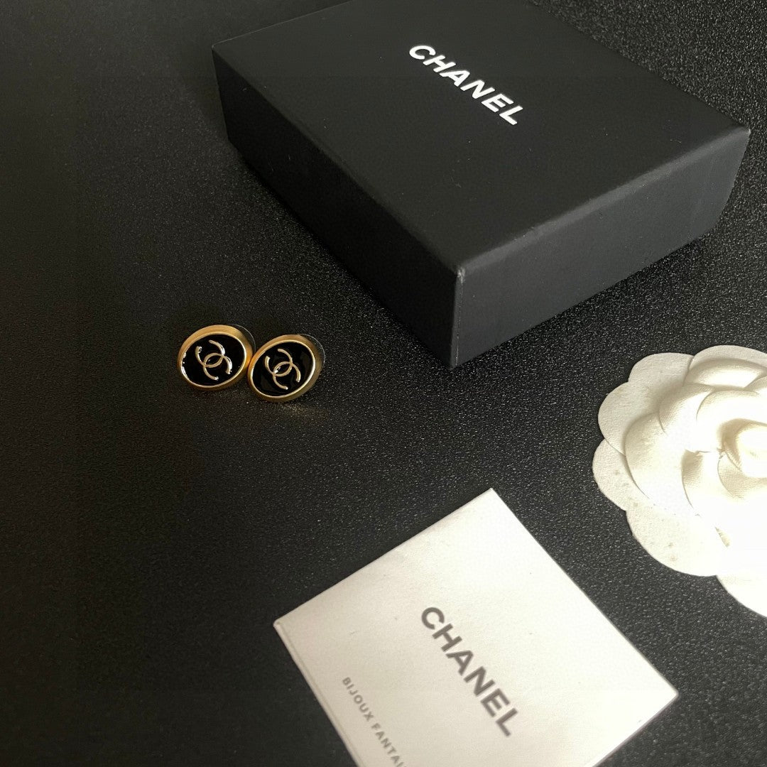 Round Stud Earrings in Polished Metal-Tone – Design 001 close-up detail