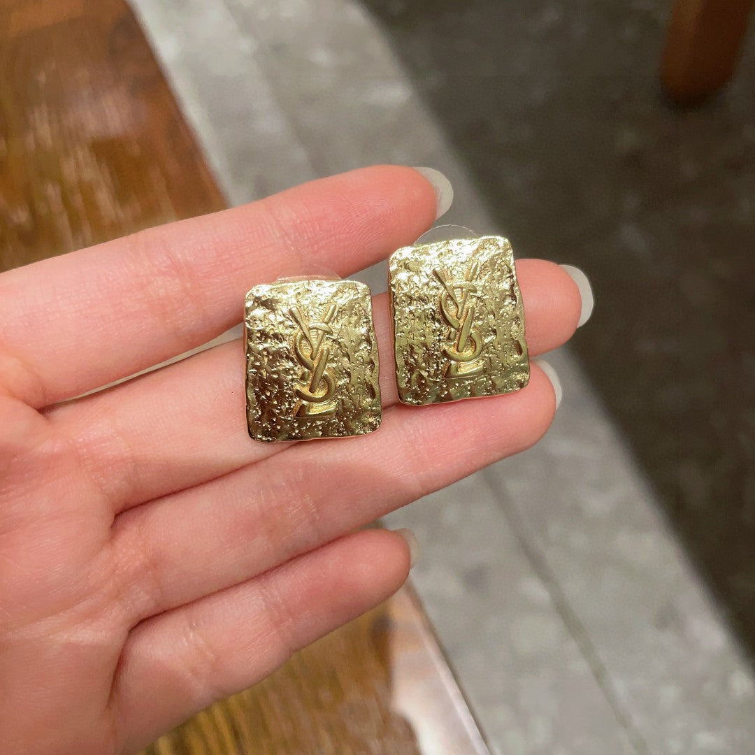 Letter Emblem Stud Earrings in Polished Metal-Tone – Design 008 side detail