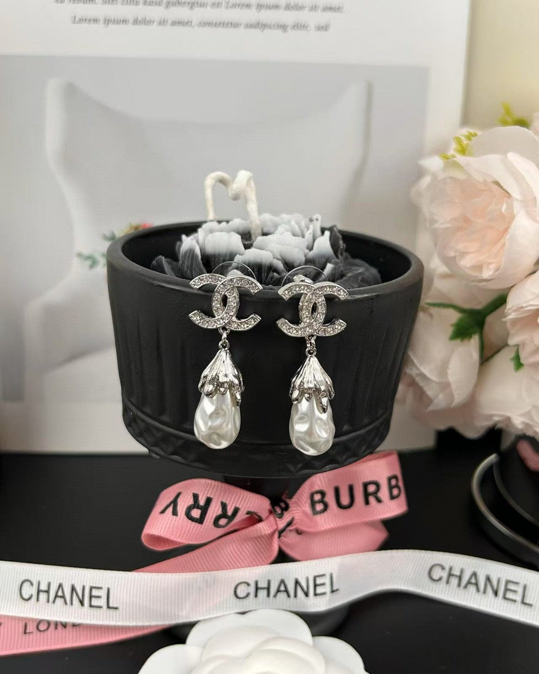 Letter Pearl-Detail Statement Earrings – Pearl Detail – Design 002 side detail