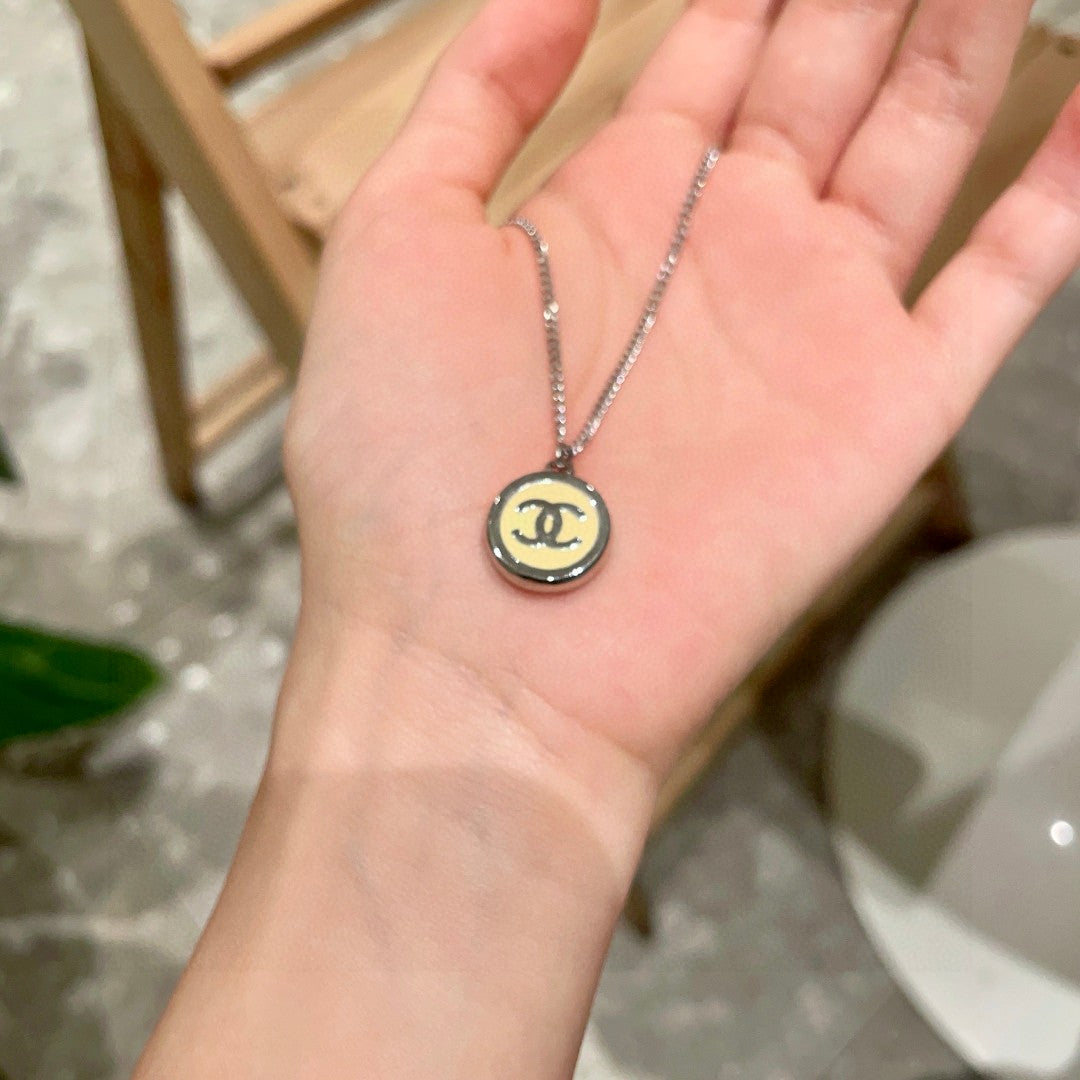Double-C Emblem Pendant Necklace in Polished Metal-Tone – Design 019 side detail