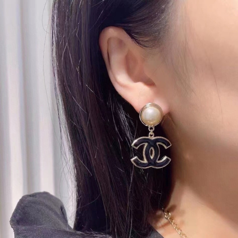 Letter Pearl-Detail Stud Earrings – Pearl Detail – Design 003 close-up detail
