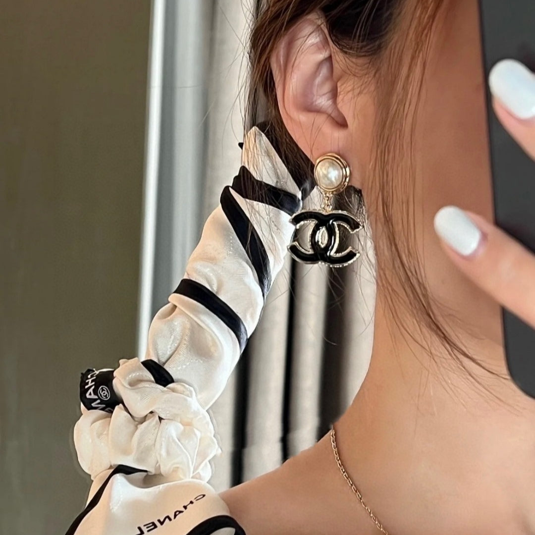 Letter Pearl-Detail Stud Earrings – Pearl Detail – Design 003 detail view