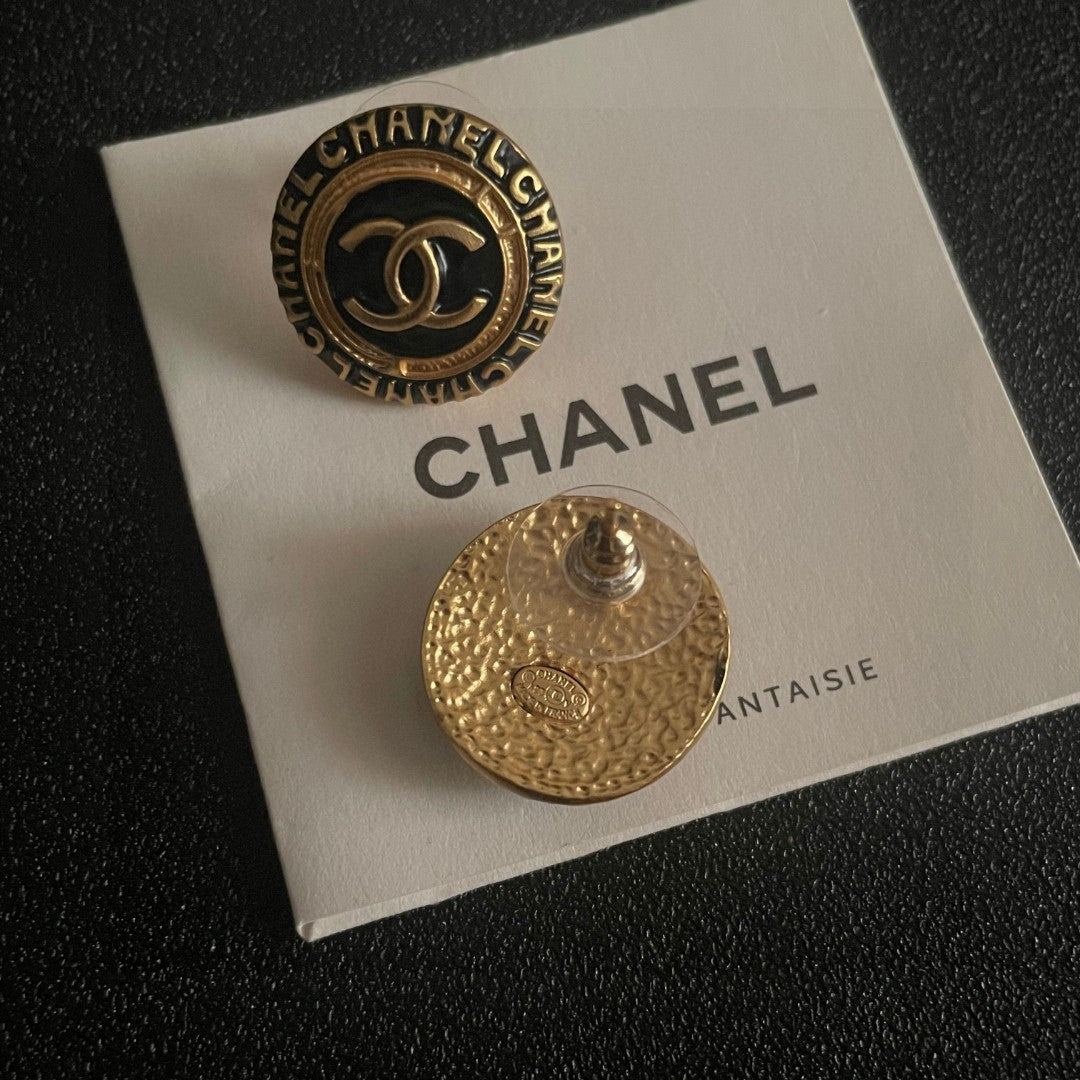 Double-C Emblem Stud Earrings in Polished Metal-Tone – Design 144 main product view