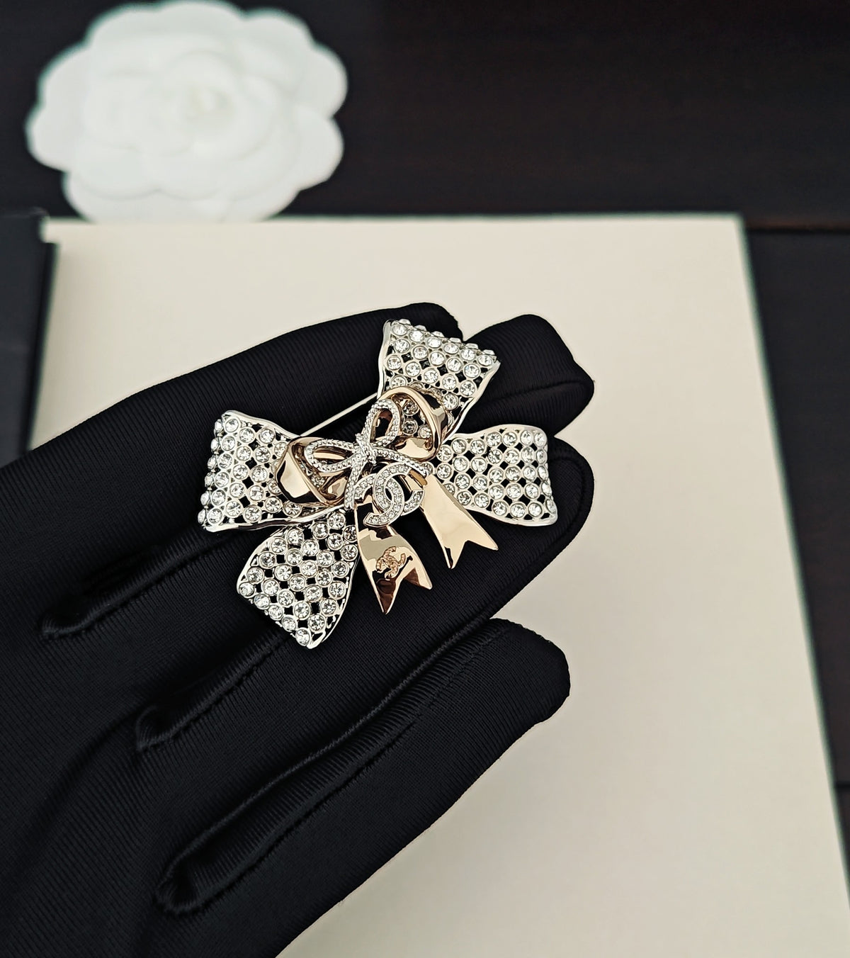 Bow Brooch in Gold-Tone – Design 003 front product view