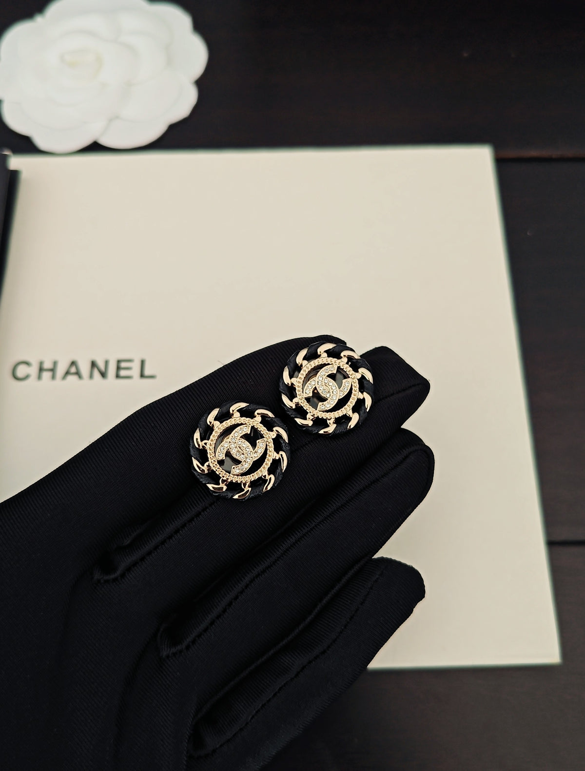 Round Stud Earrings in Gold-Tone – Black Detail detail view